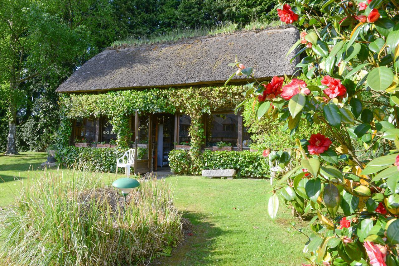 Logis Hotel Restaurant Manoir De L'Acherie Sainte-Cécile Exterior foto